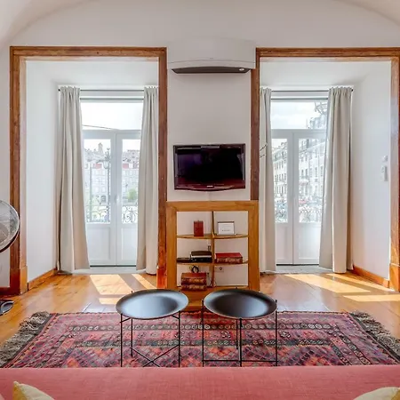 Downtown Figueira ליסבון